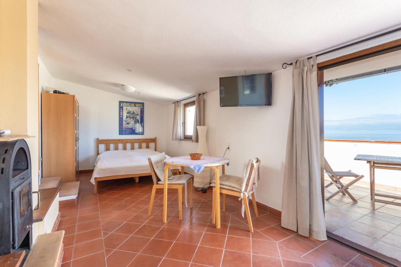 Casa Vista Mare Bosa/Magomadas Buitenkant foto
