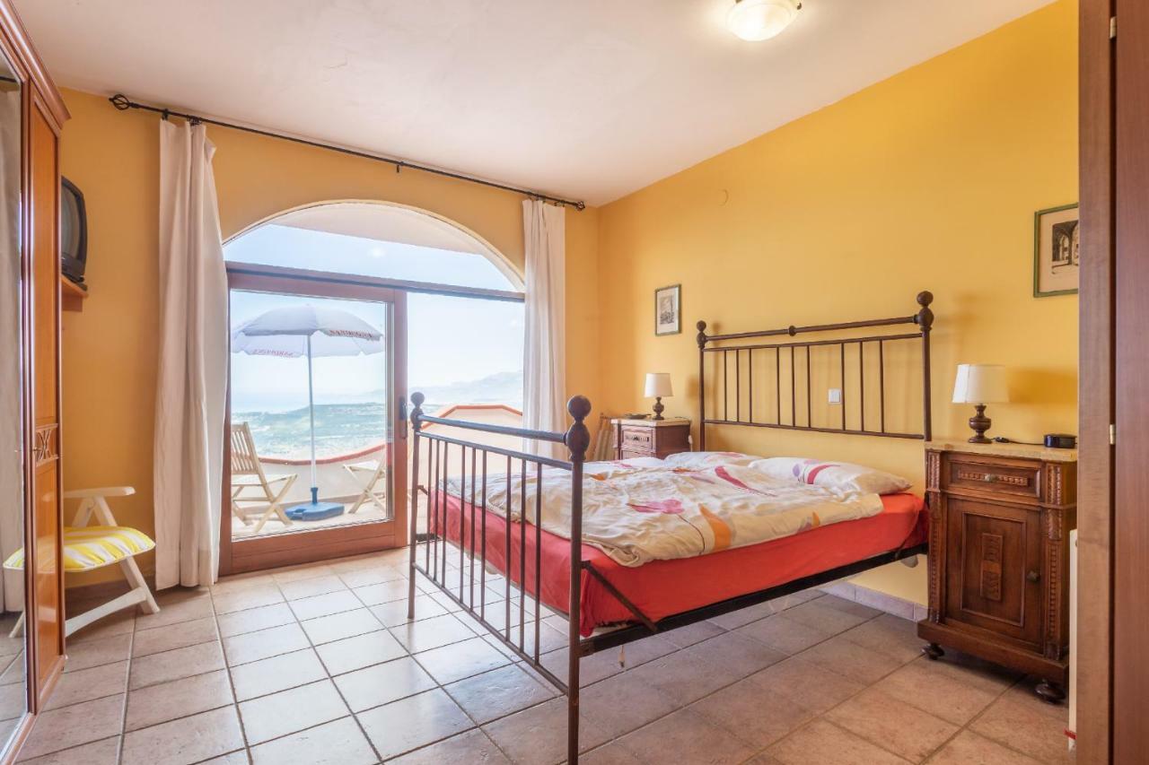 Casa Vista Mare Bosa/Magomadas Buitenkant foto